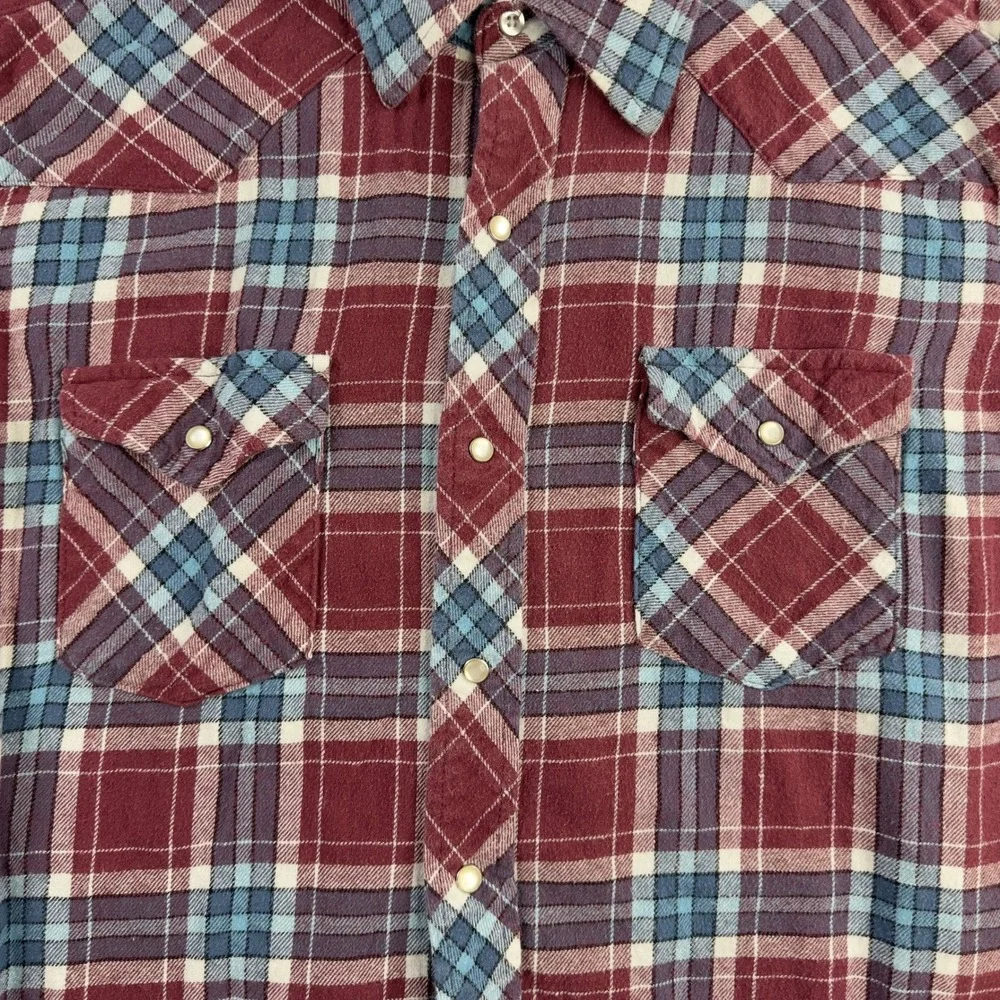 Wrangler Shirt Men's Large Flannel Red Blue Plaid Long Sleeve Button Down